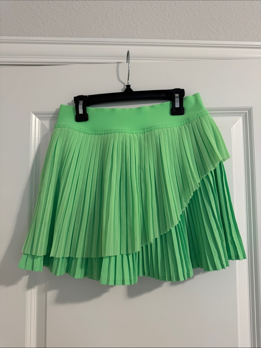 Lululemon Athletica Neon Green Pleated Asymmetrical Mini Skirt